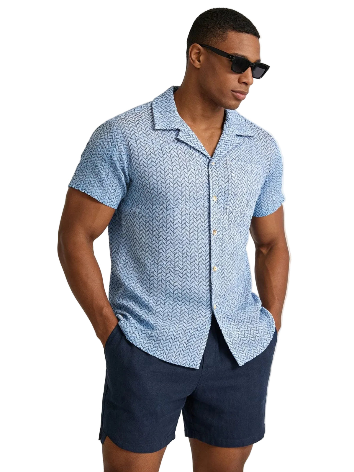 Men’s Short-Sleeve Button-Up Shirt with Pocket