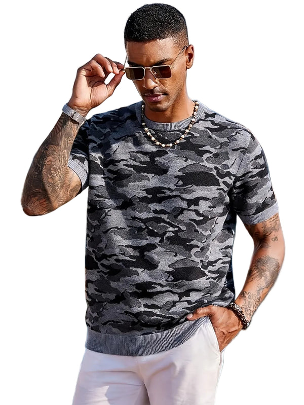 Men’s Short-Sleeve Knit Shirt with Camouflage Print
